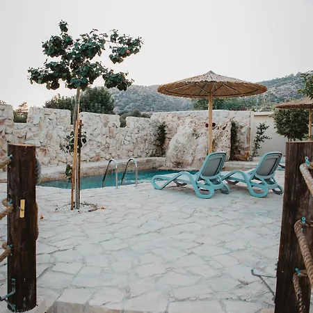 Kleos Noble Retreat - Stone-build & With Pool, Sauna & Bbq Area Apartmán *