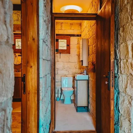 Kleos Noble Retreat - Stone-build & With Pool, Sauna & Bbq Area Apartmán *