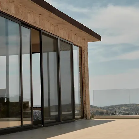 Апартаменты Kleos Noble Retreat - Private Estate (adults Only)